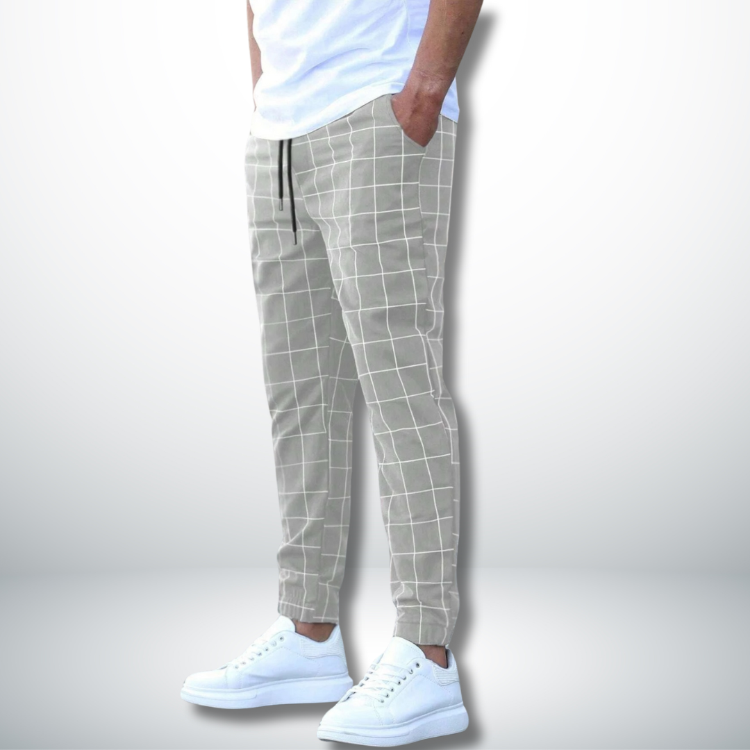 Amaru® | Comfortable trousers with checked design
