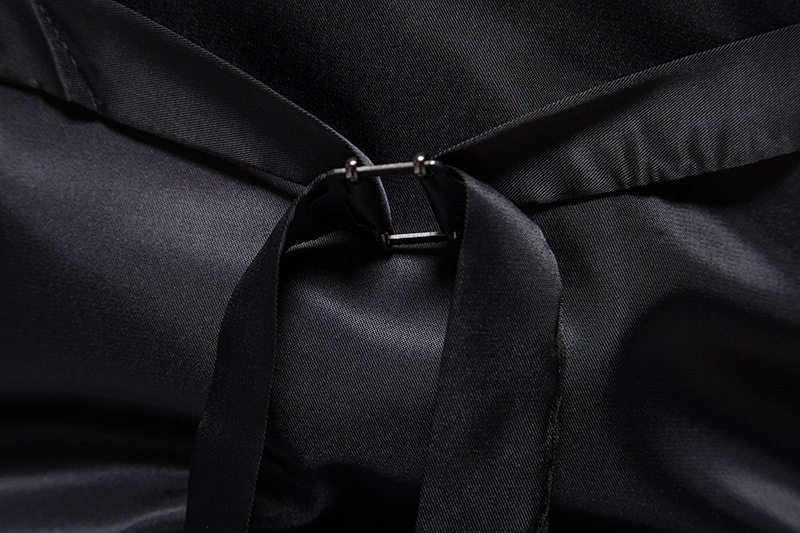 Noah® | Elegant Men's Vest With Side Pockets