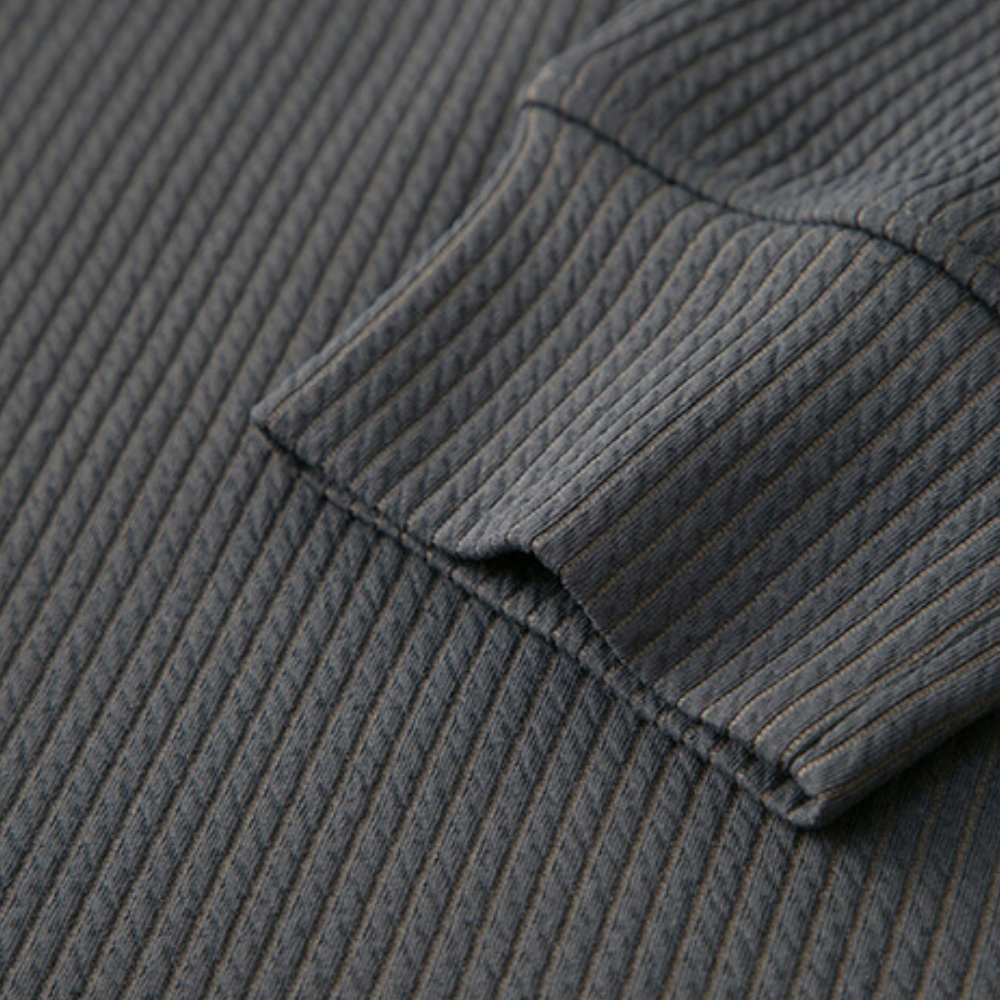 Victoriano® | Elegant men's T-shirt with partial zip