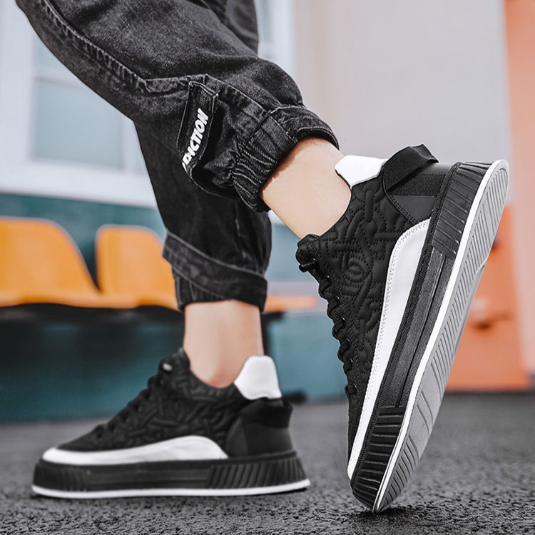 Samuel® | Quilted Sneakers