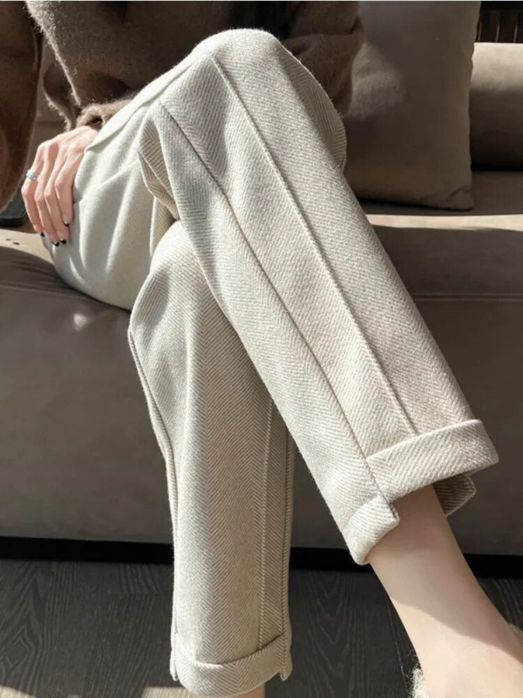 Emilio® | Chic And Versatile Summer Trousers