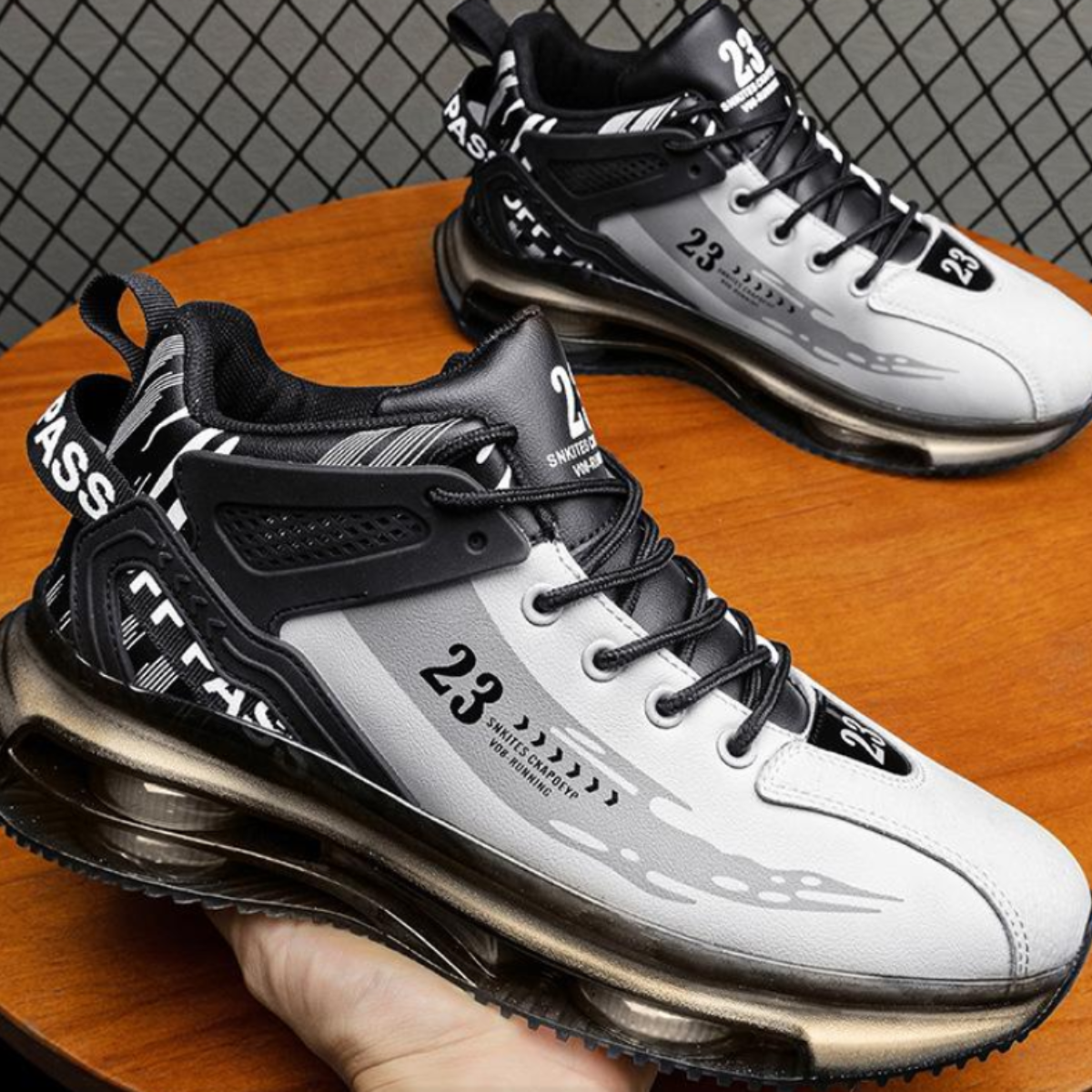 Salomón® | Effortless And Chic Shoes