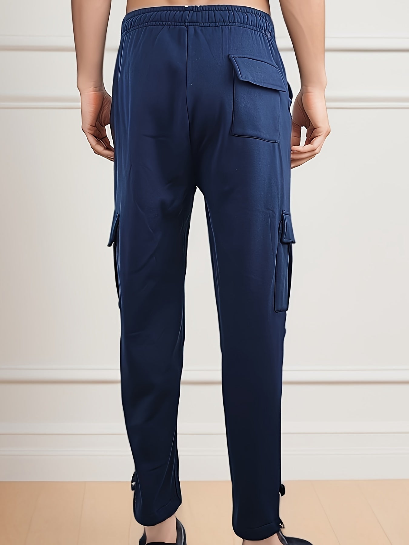 Olindo® | The Cargo Turned Into Sweatpants