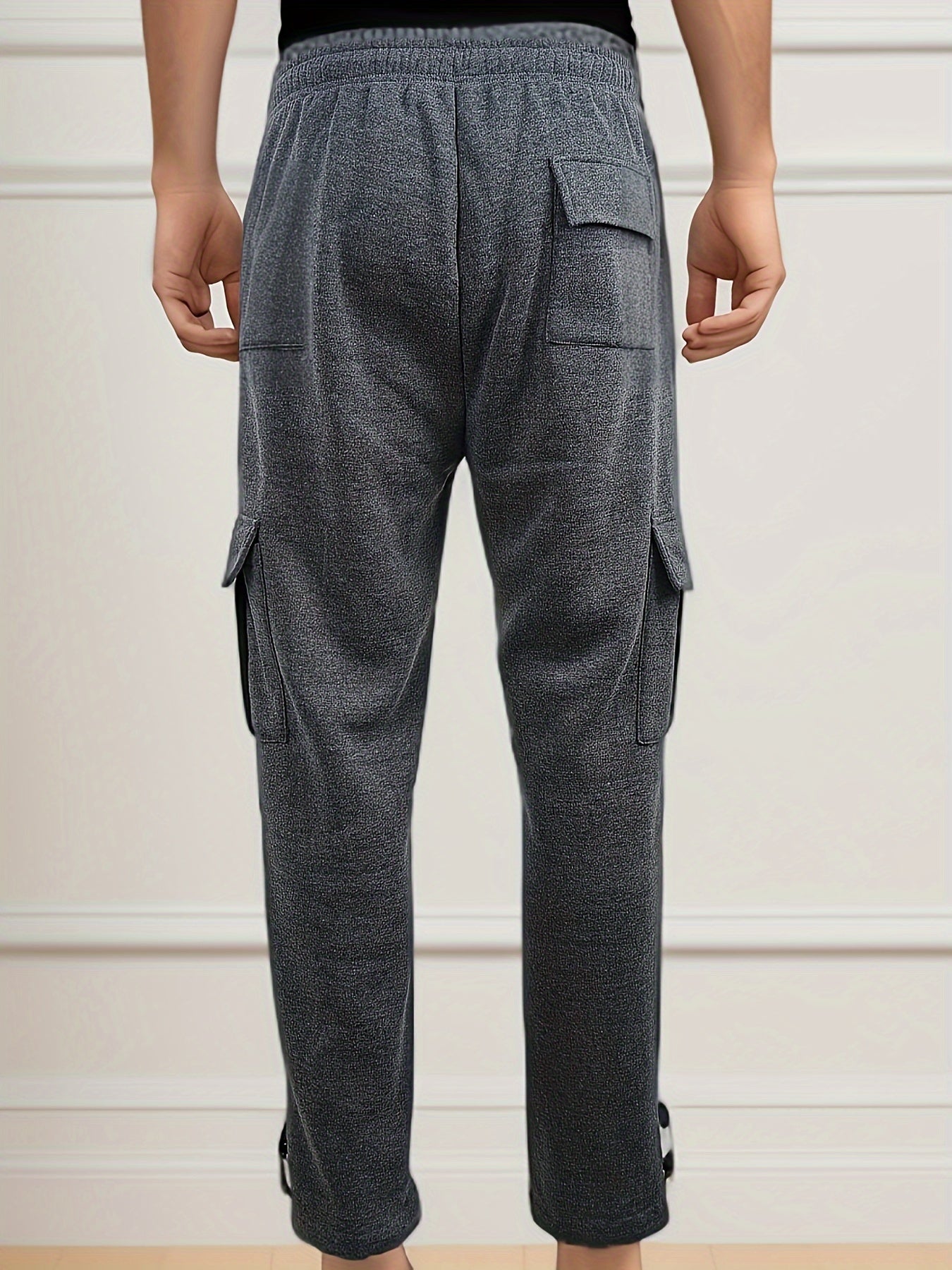 Olindo® | The Cargo Turned Into Sweatpants