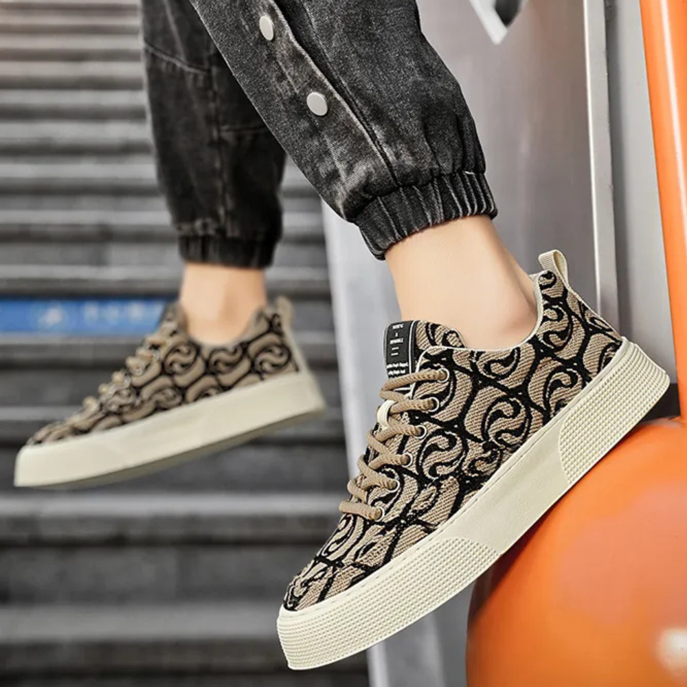Logan® | Men's Low Top Canvas Shoes