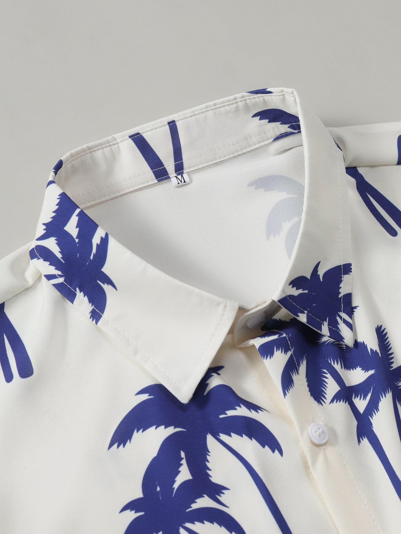 Emeterio® | Palm Tree Print Button Up Shirt