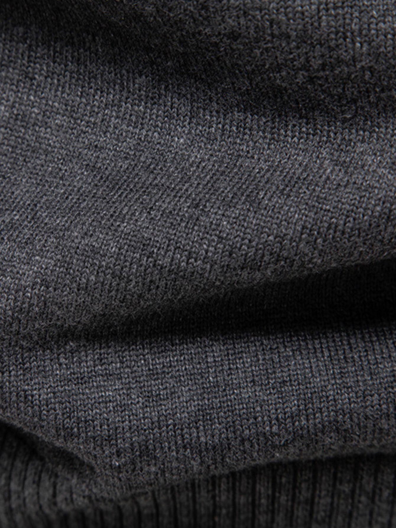 Giuliano® | Long Sleeve V-Neck Sweater