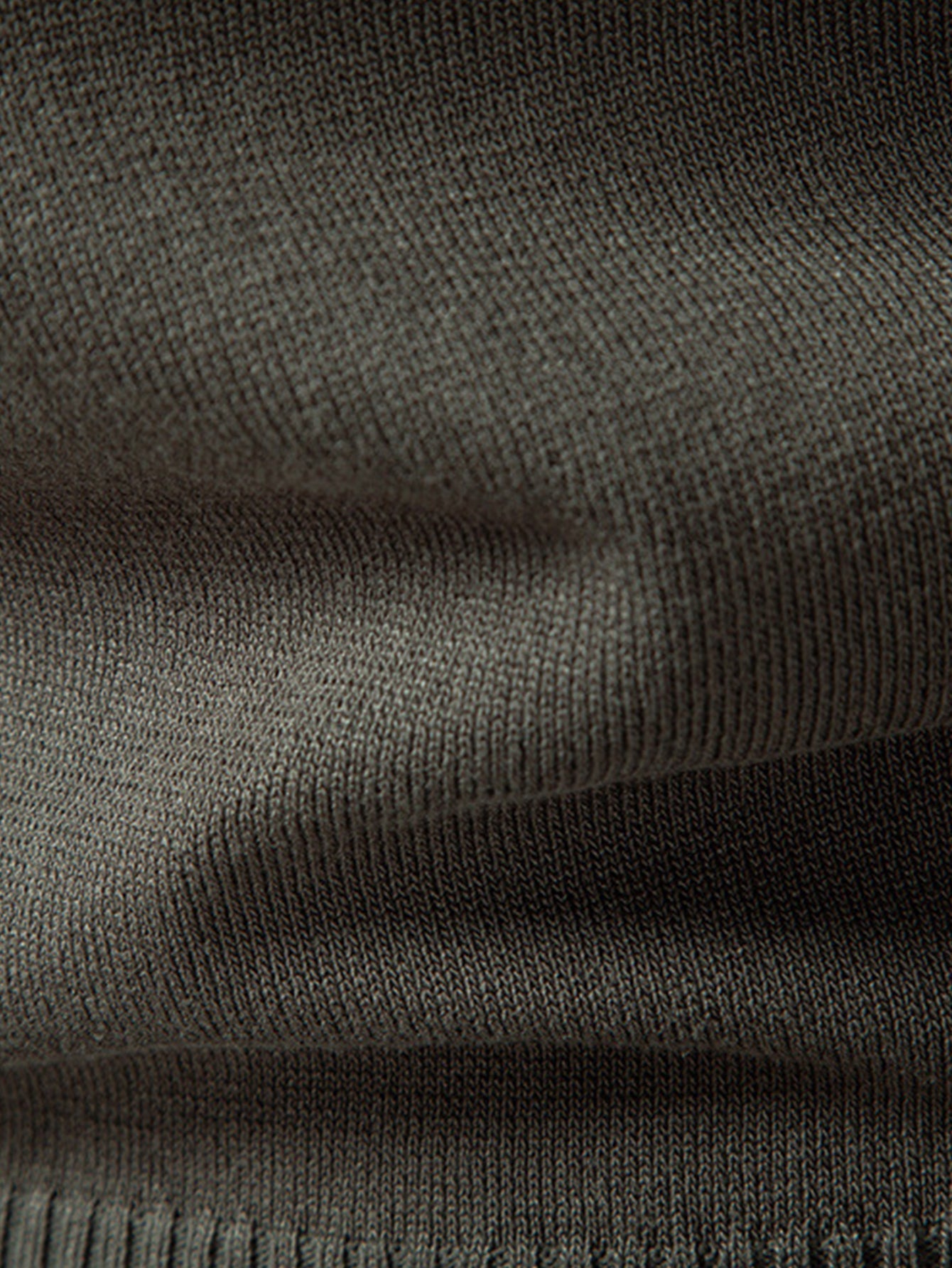 Henoch® | Long Sleeved Knitted Geometric Jacquard Zippe Polo Shirt