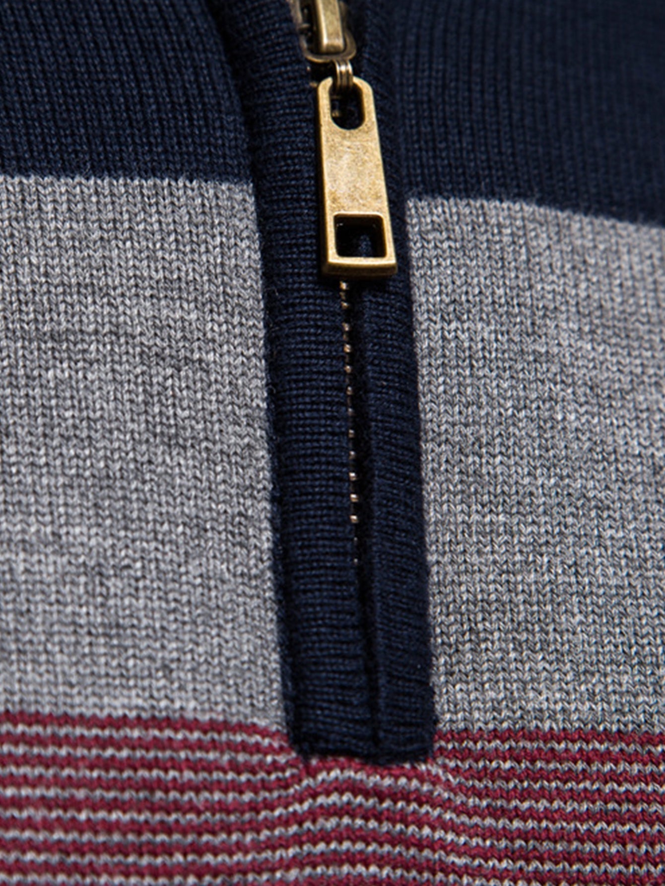 Gracián® | Contrast Stripe Quarter Zip Sweater