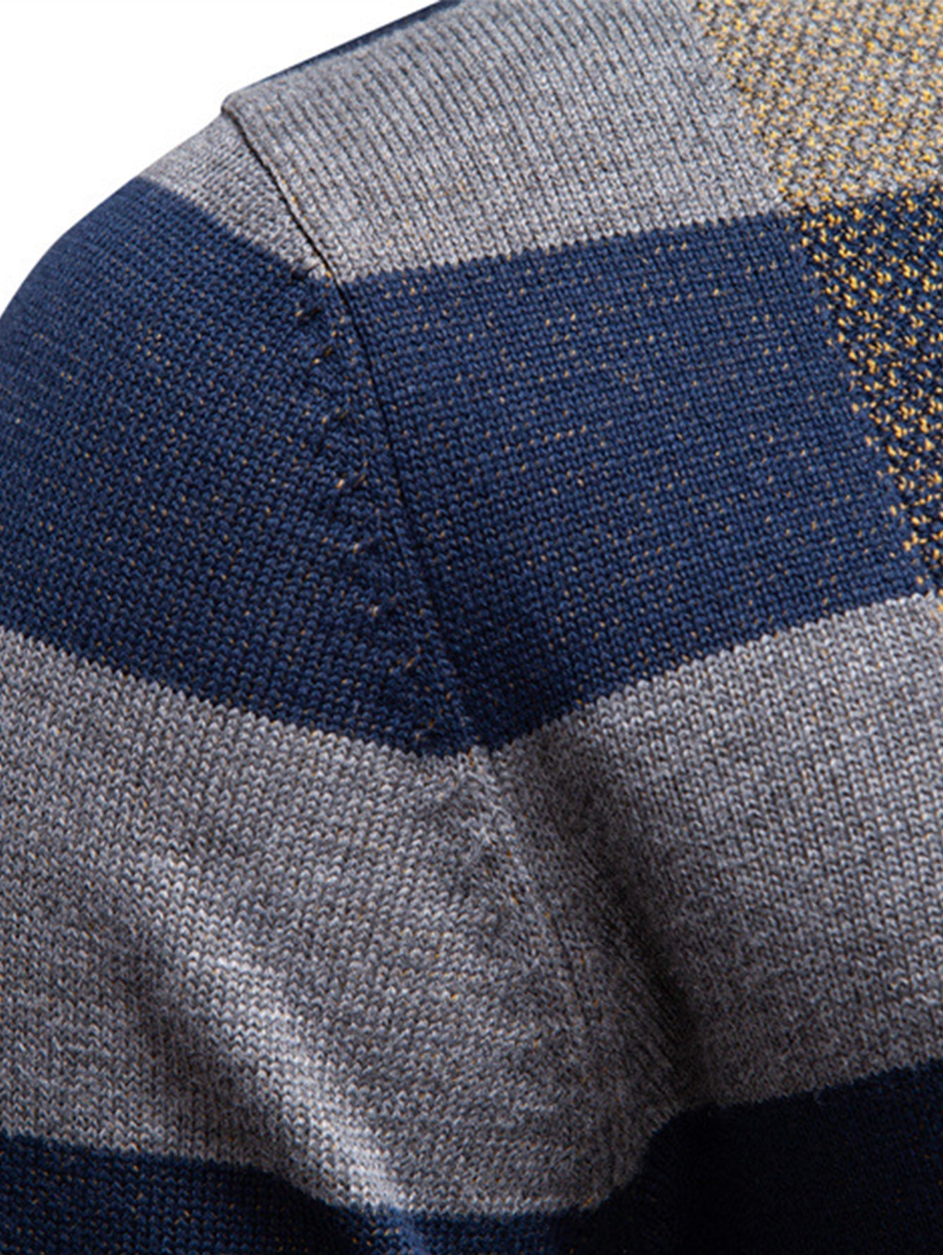 Elián® | Plaid Crewneck Sweater