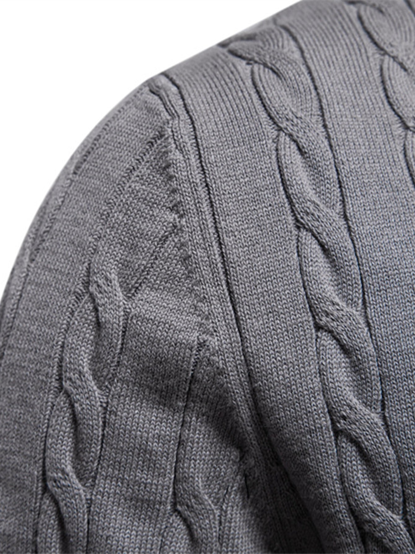 Elías® | Giraffe Embroidery Twist Jacquard Sweater