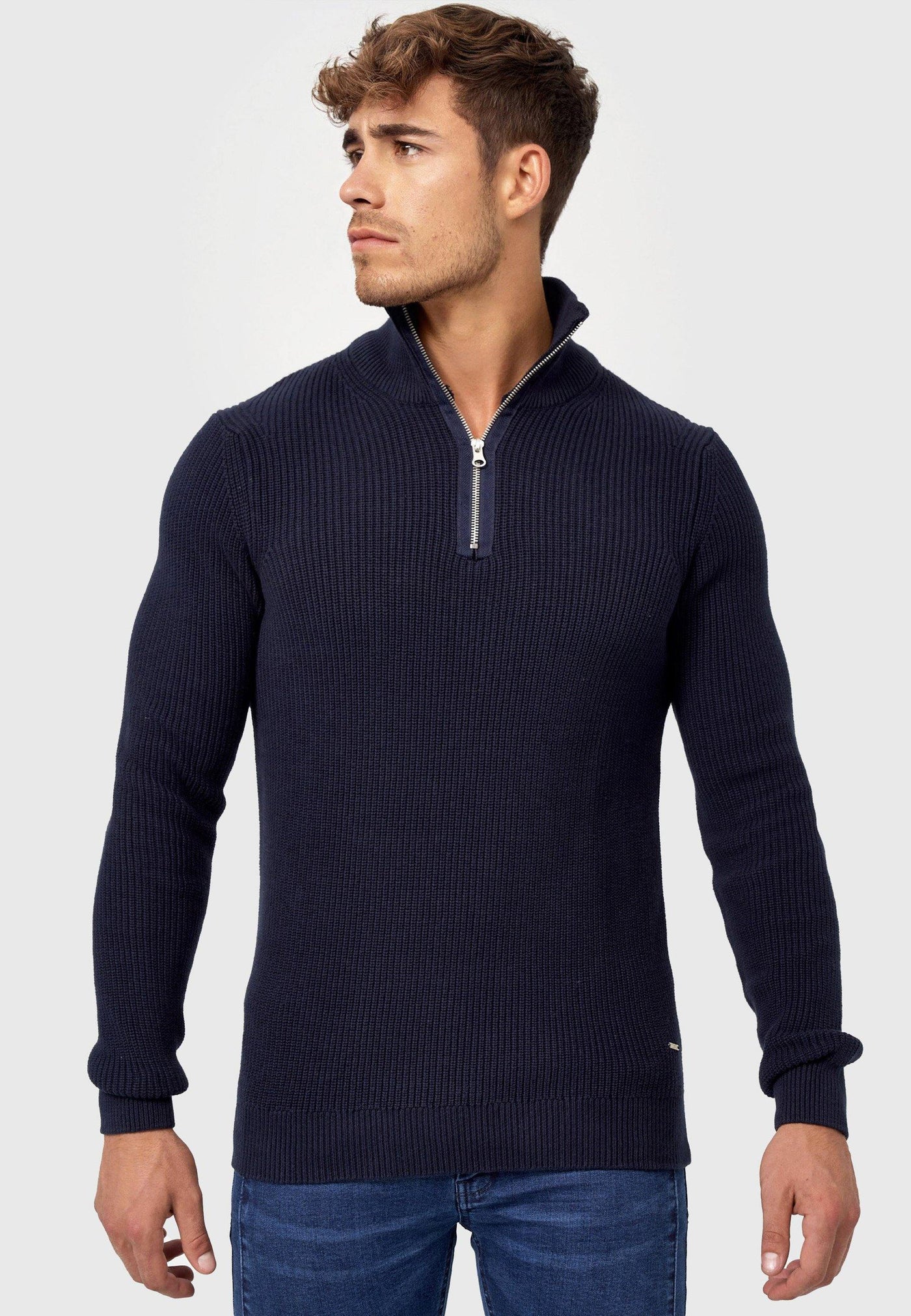 Cristóbal® | Stylish Sweatshirt With Quarter Zip Fastening
