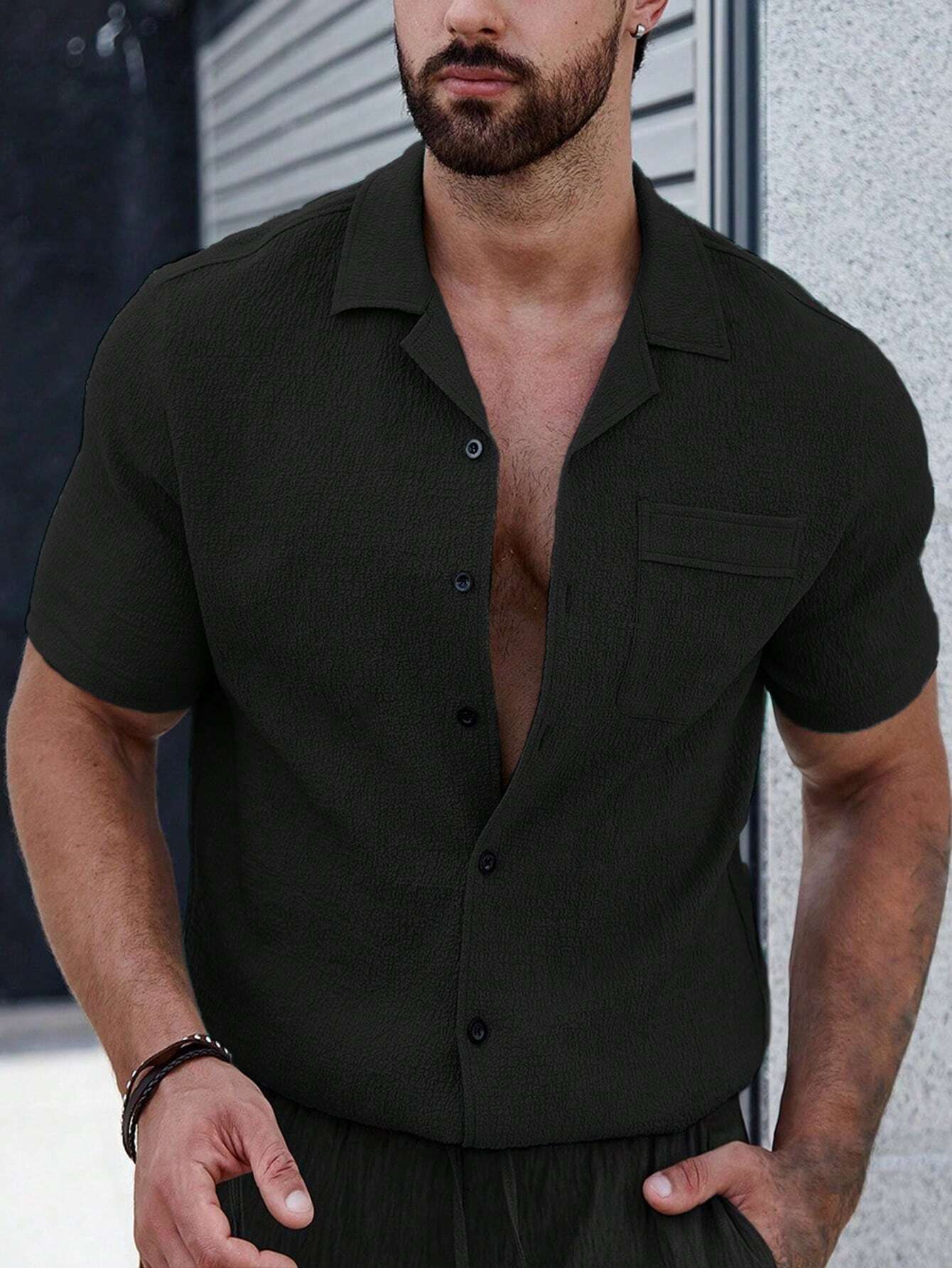 Burke® | Men's shirt with plain buttons and patch pockets