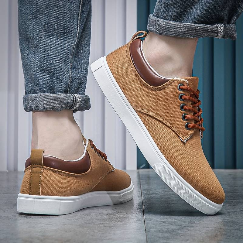 Victorio | Vaughn Lightweight Canvas Sneakers