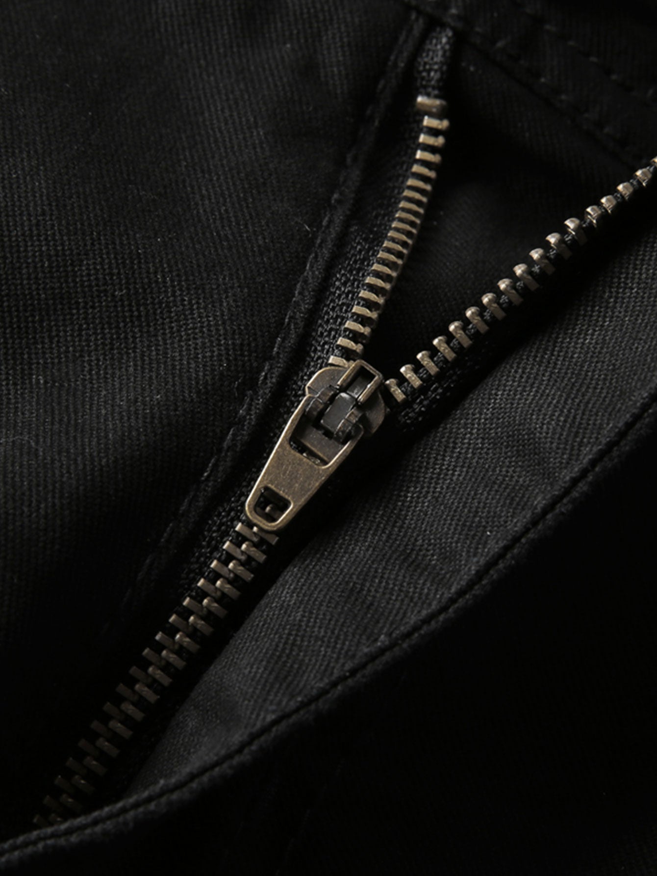 Barle® | Man Stud Pocket Chino Shorts