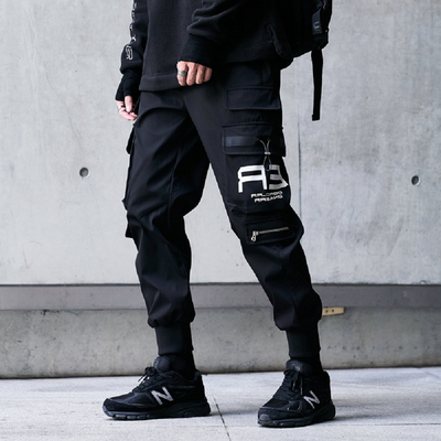 Onésimo® | Tech Cargo Joggers