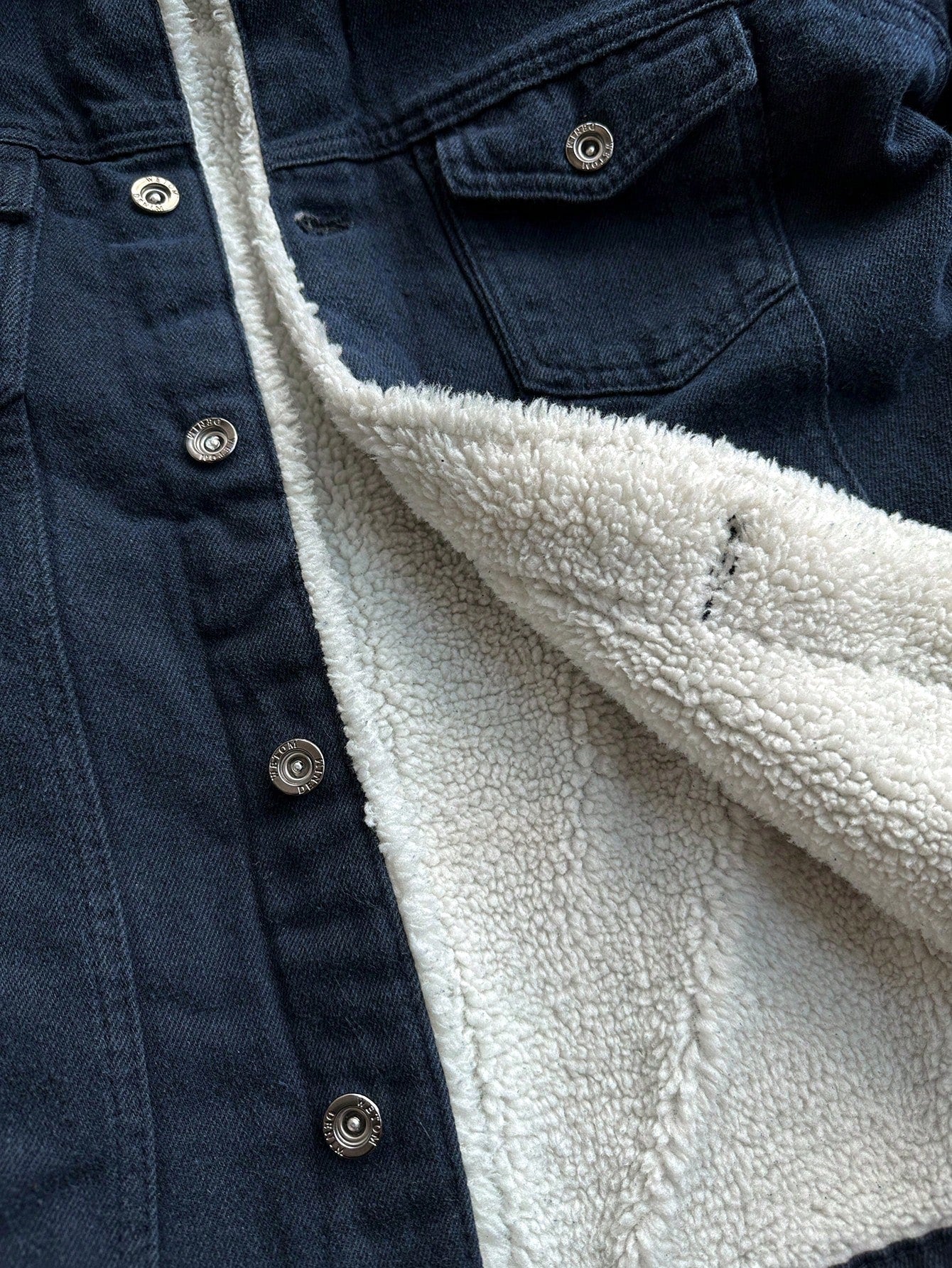 Zeki® | DVTL - Renato