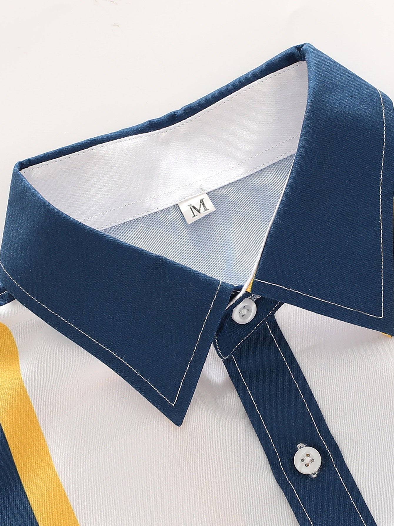 Arrigo® | Striped Print Button Up Shirt