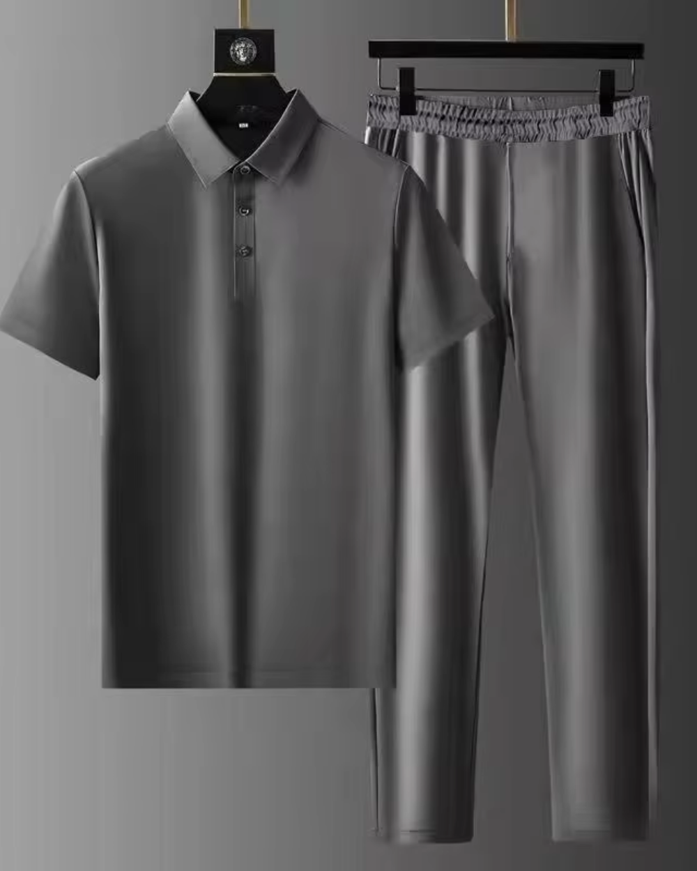 Leonard | Comfortable