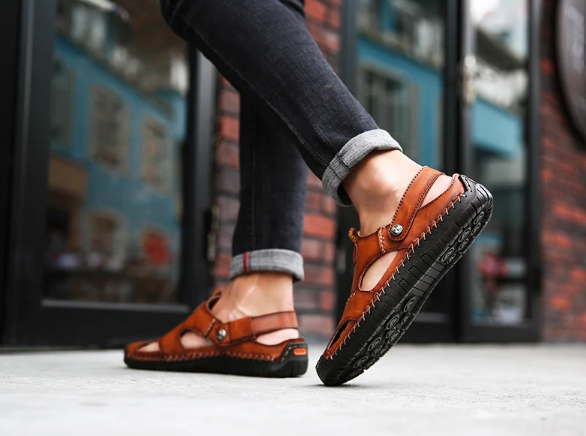 Douglas | Classic Leather Sandals