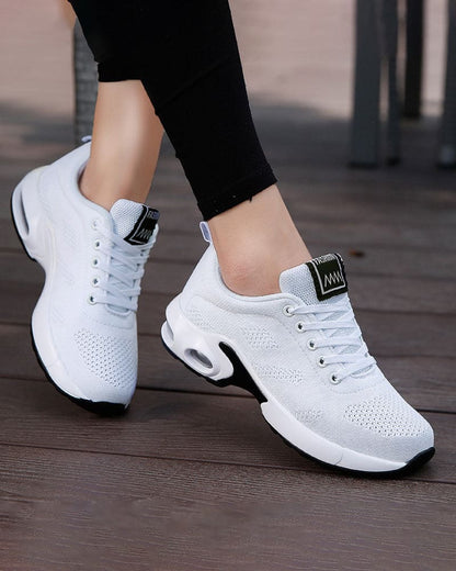 Manfredo® | Relaxed And Timeless Summer Sneakers