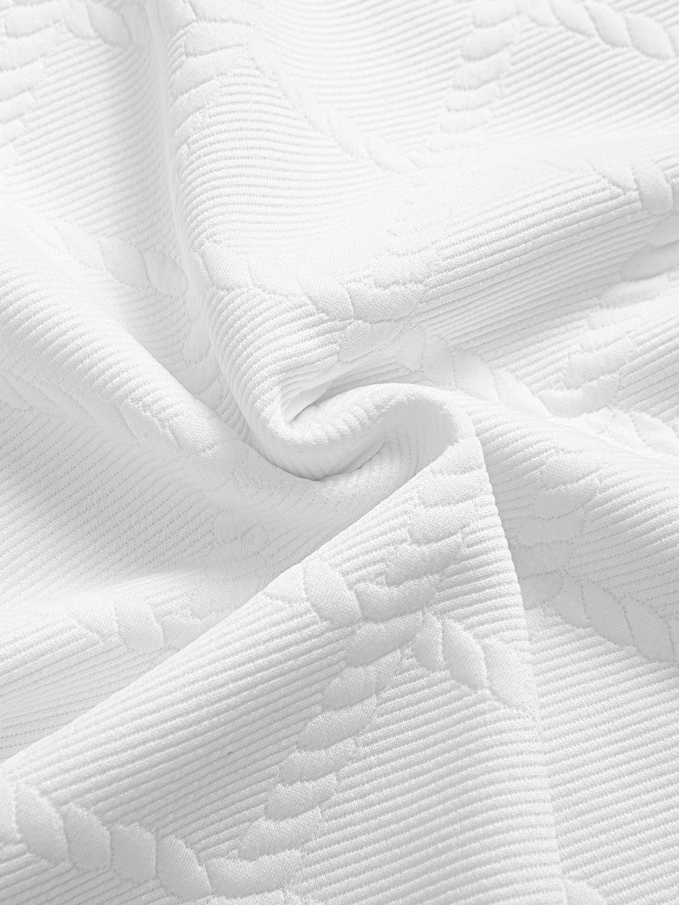 Wilson® | Twisted Squares Jacquard T-Shirt