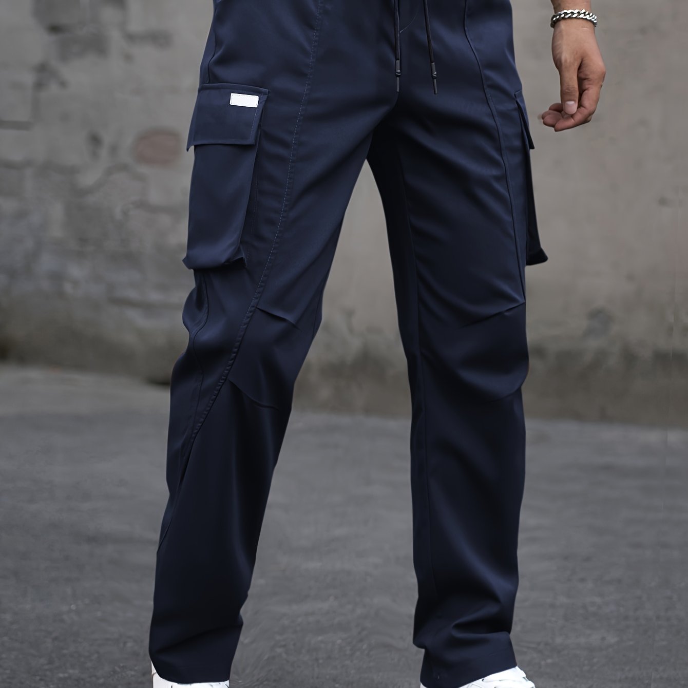 Levi® | Modern Cargo Pants With Pockets