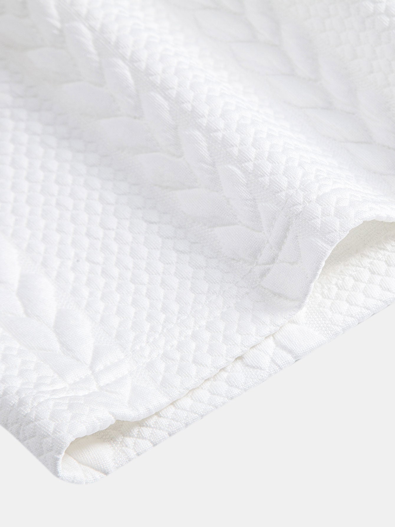 Avis® | Twist Jacquard Shorts