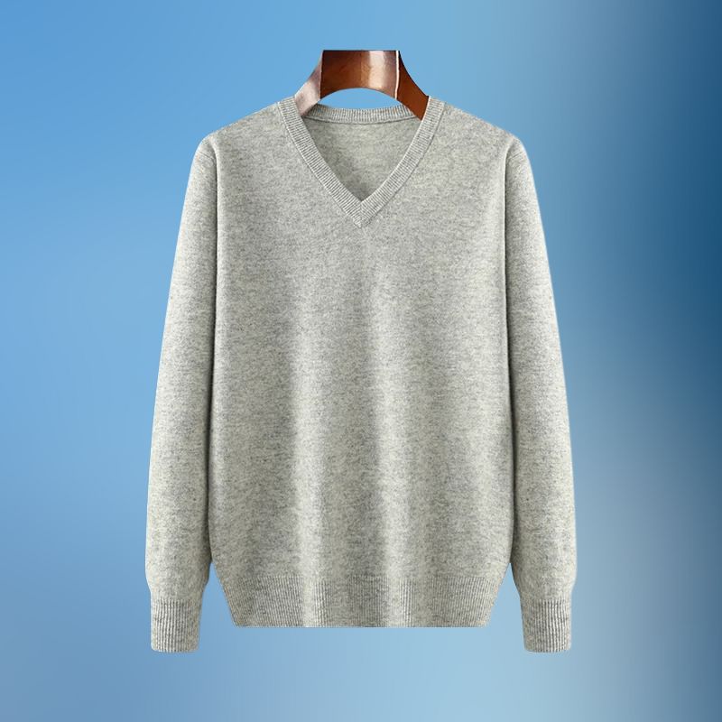 Iván® | Loose pullover with V-neck