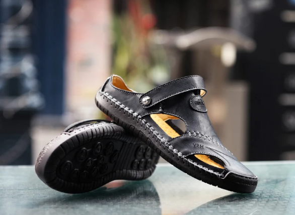 Douglas | Classic Leather Sandals