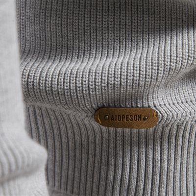 Arturo® | Comfortable and elegant zip-up sweater