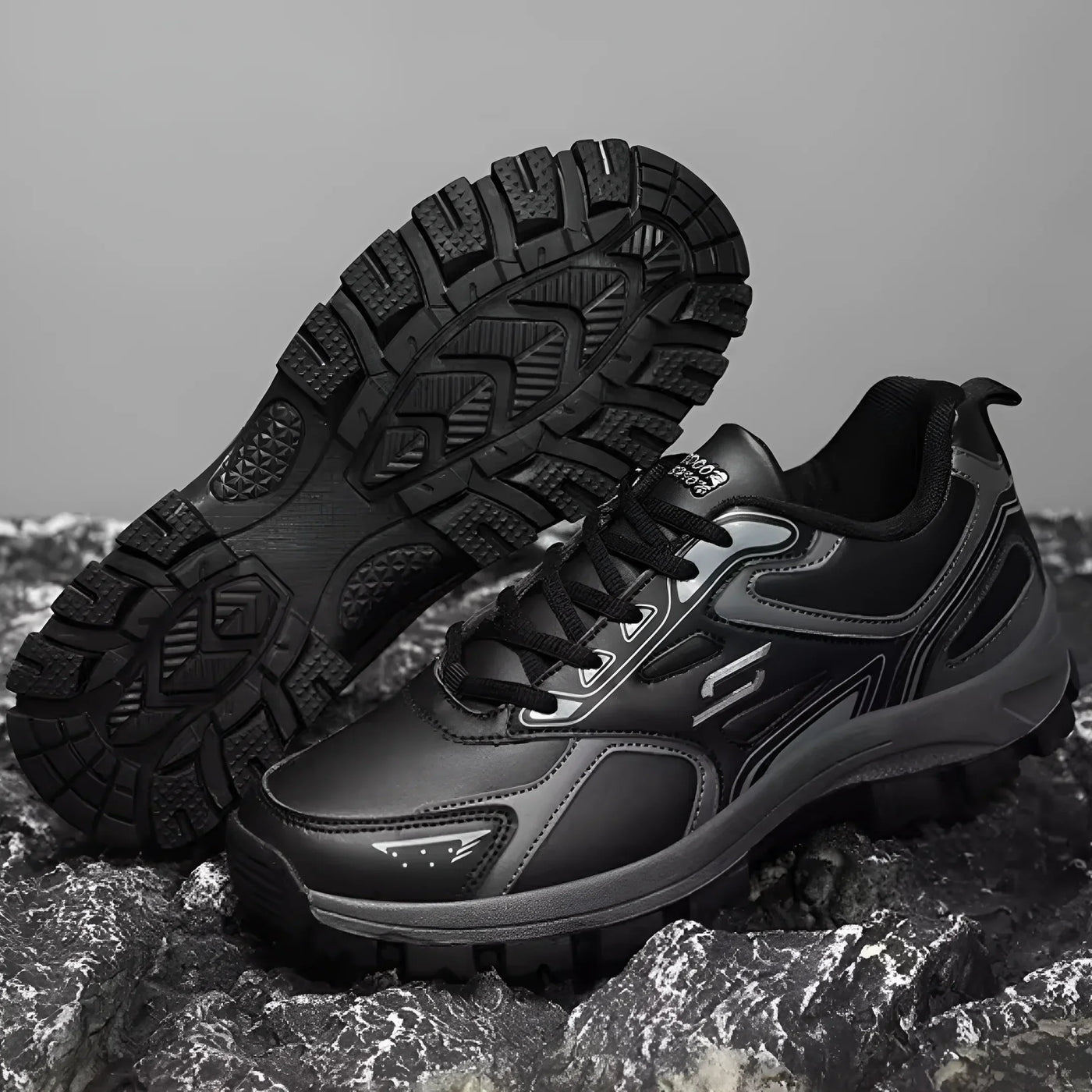 Marley® | Non-slip hiking boots