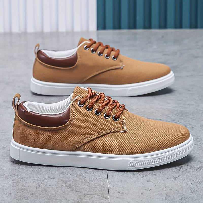 Victorio | Vaughn Lightweight Canvas Sneakers