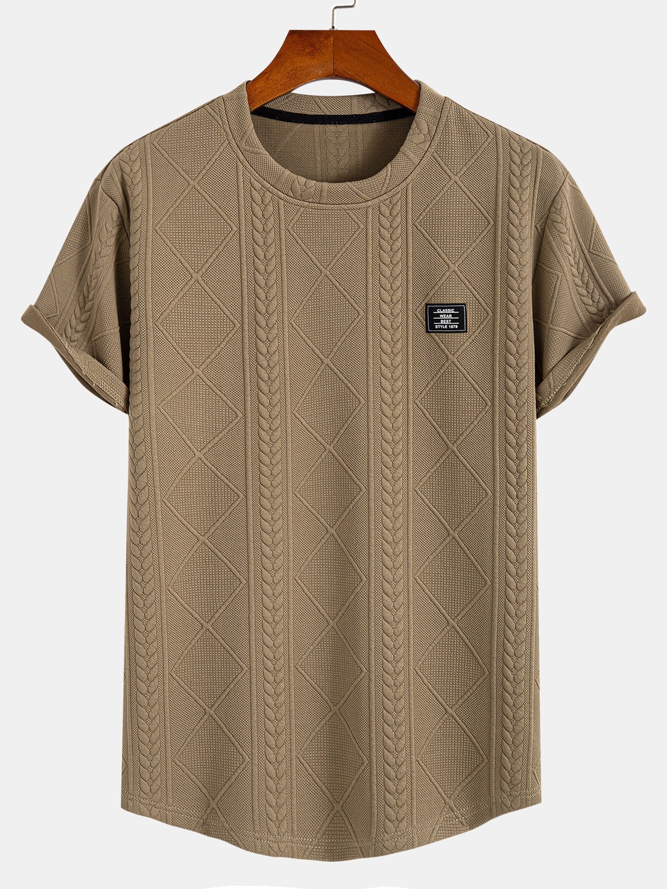 Daryl® | Short Sleeve Geometric Jacquard Arc Hem T-Shirt