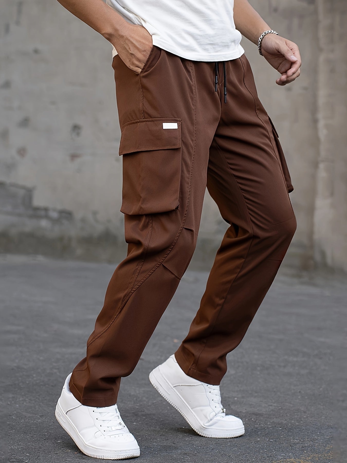Levi® | Modern Cargo Pants With Pockets