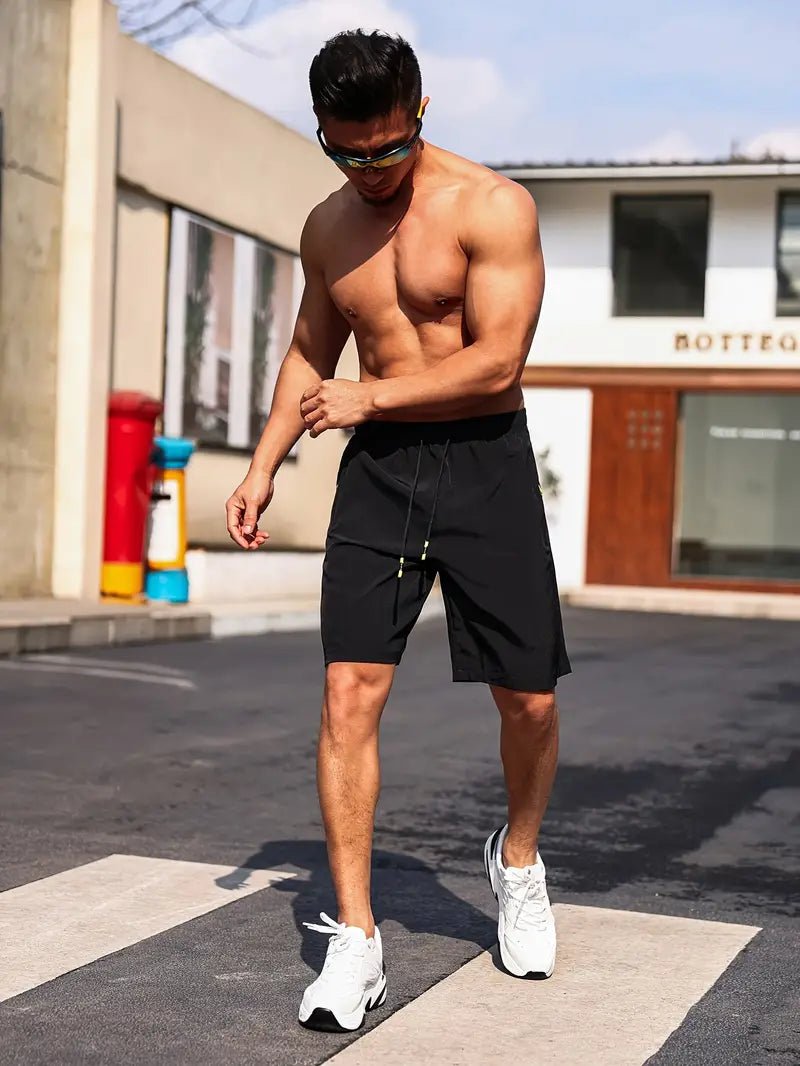 Máximo® | Breathable Shorts With Zipper Pockets
