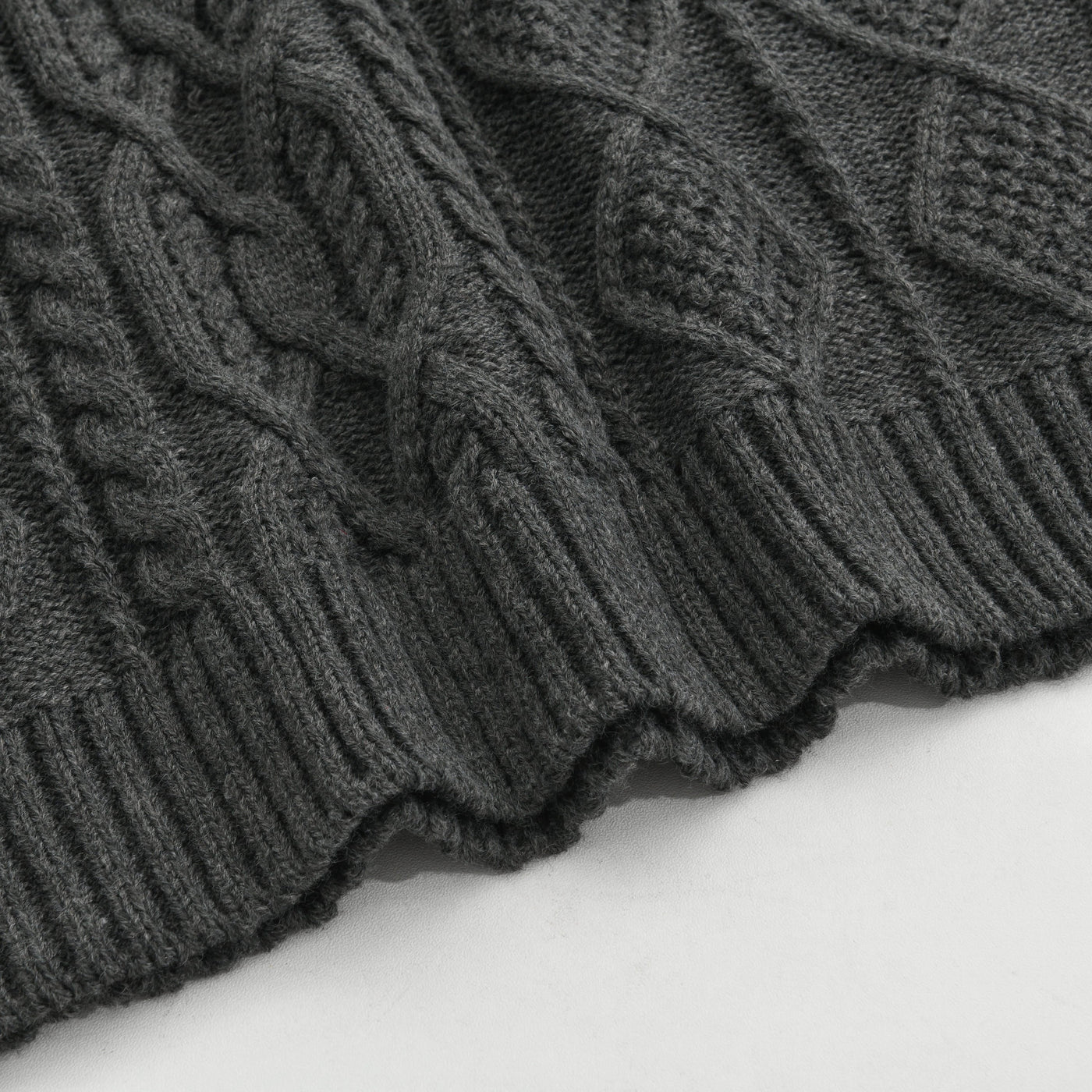 Men's Vine Stand Collarnitted Cable Sweater