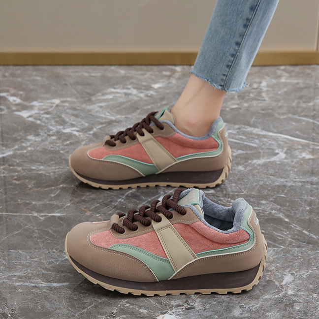 Martín® | Retro Sneakers