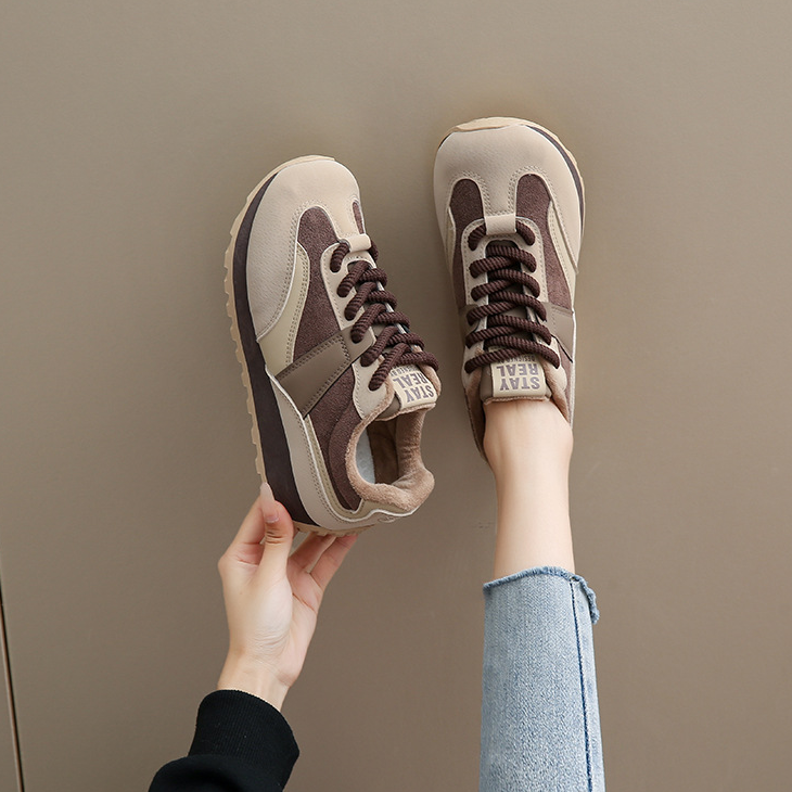 Martín® | Retro Sneakers