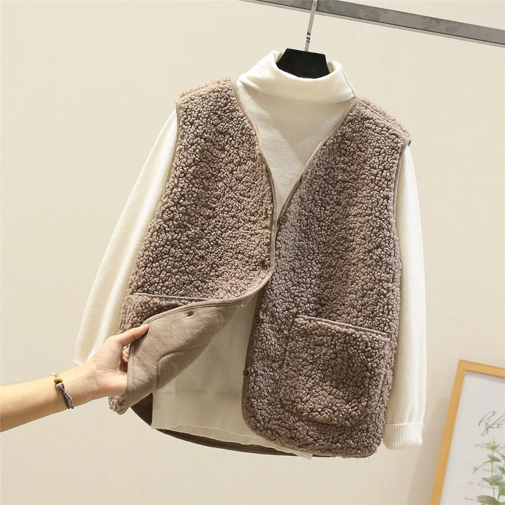 Leo® | Comfortable and warm elegant vest