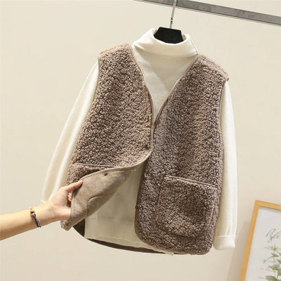 Leo® | Comfortable and warm elegant vest