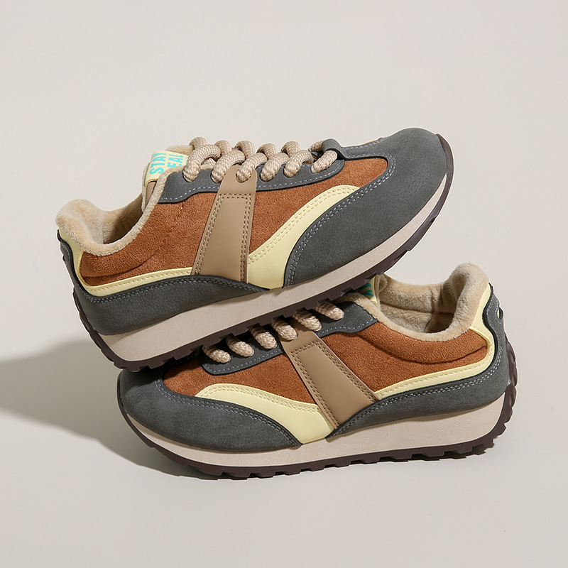 Martín® | Retro Sneakers