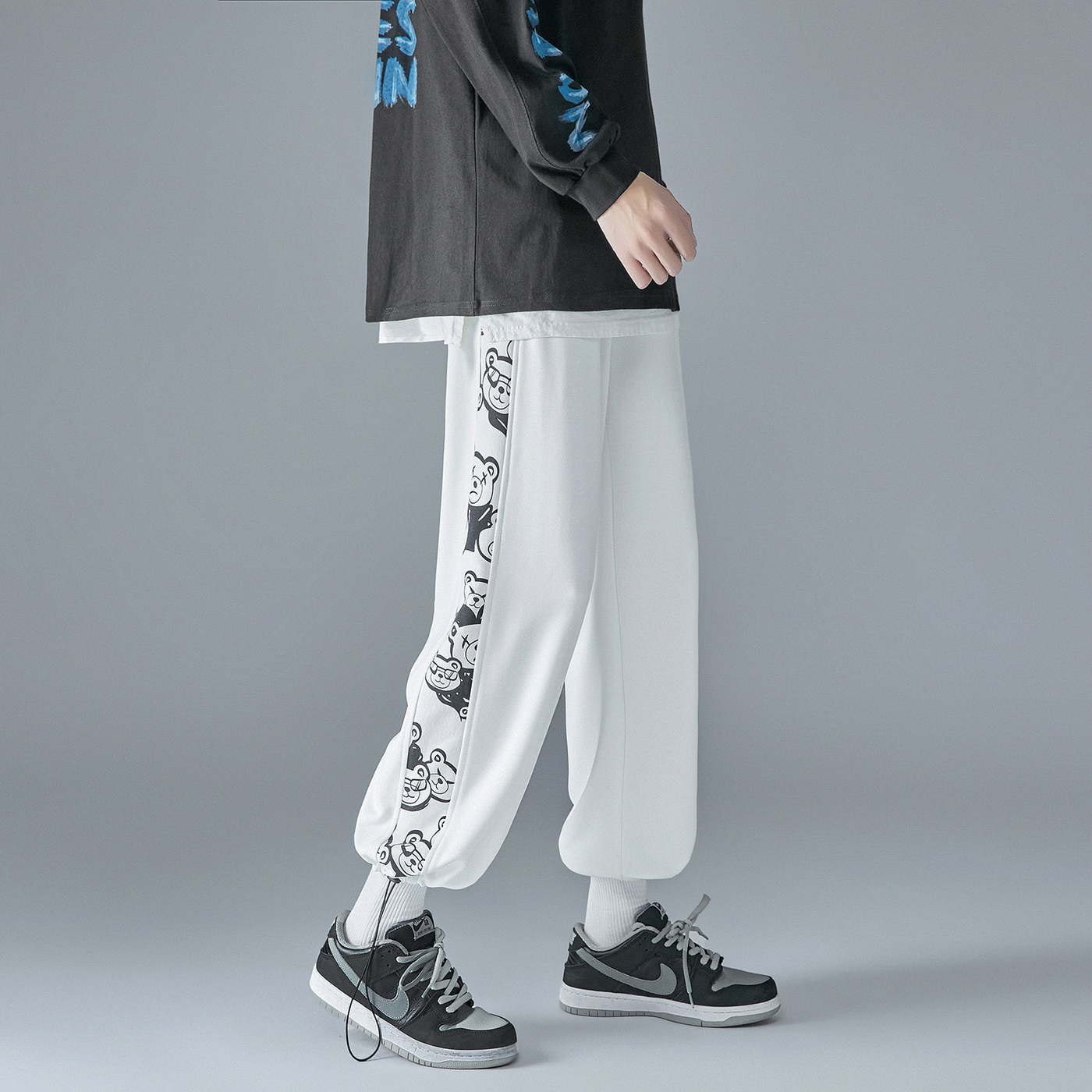 Alejandro® | Laidback Joggers