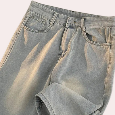 Valeriano® | Casual summer denim shorts for men