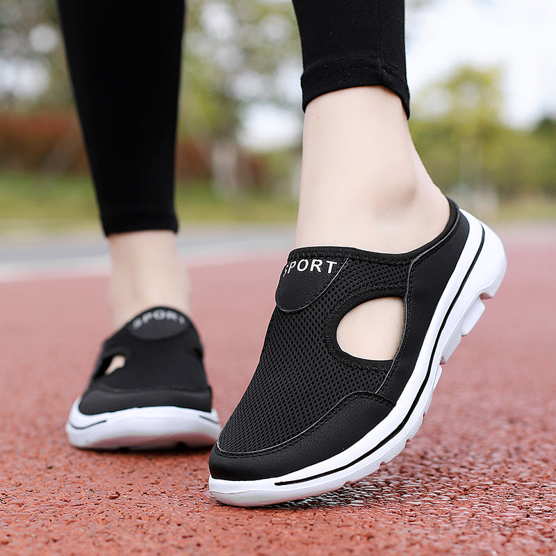 Warren® | Comfortable sports sandals that breathe and are comfortable to walk in.