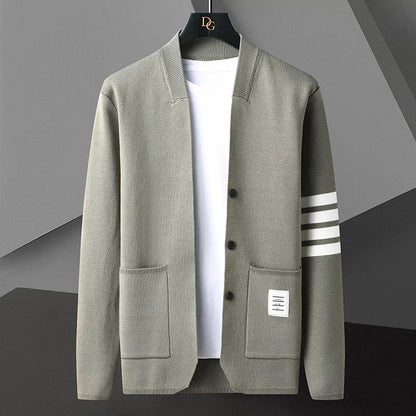 César® | Knitted Cardigan