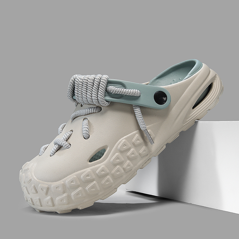 Grant® | Laced Clogs