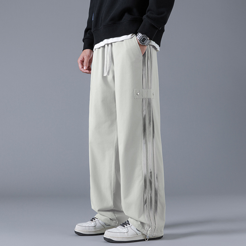 David® | Track Pants