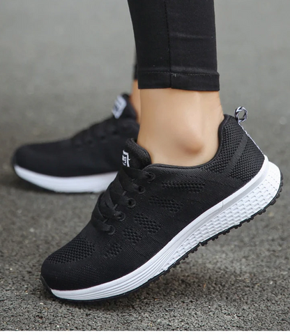 Laureano® | Uncomplicated And Chic Summer Sneakers