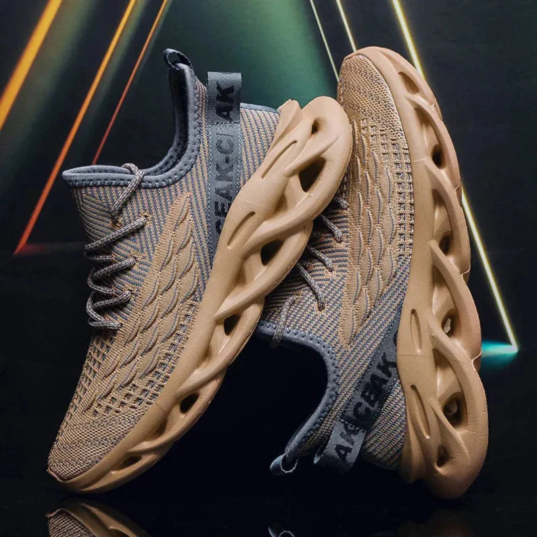 León | Sculpt Knit Sneakers